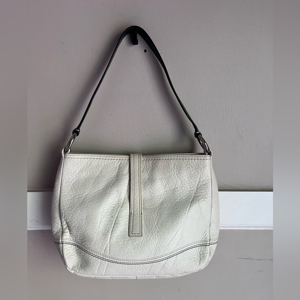 Coach White Leather Shoulder Bag with Black Strap and Silver Hardware - Picture 2 of 4